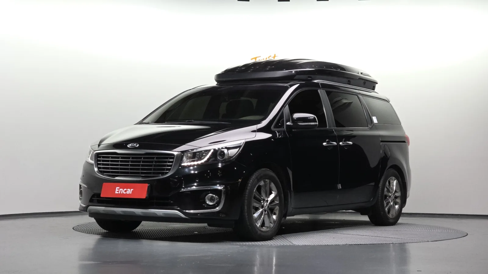 2016 Kia Carnival