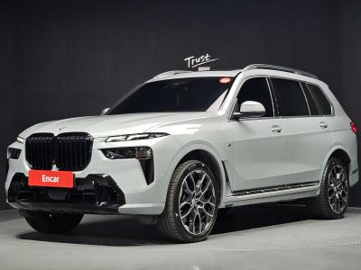 2025 BMW X7