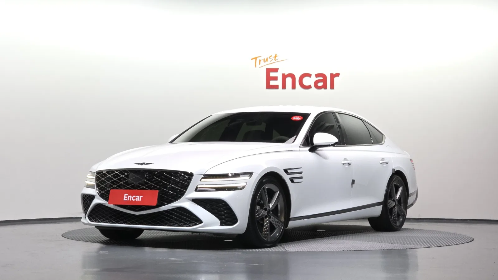 2025 Genesis G80