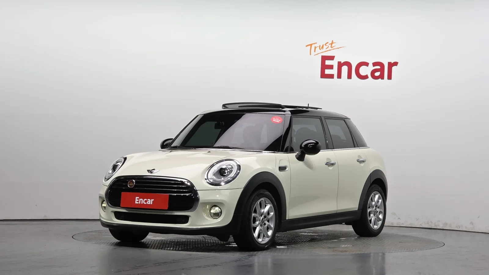 2018 MINI Cooper