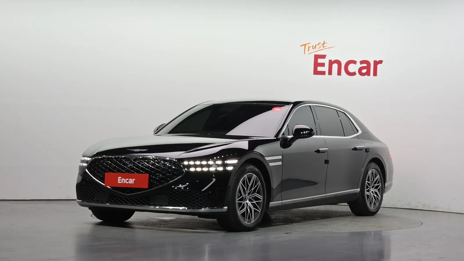 2024 Genesis G90