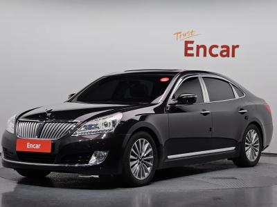 2013 Hyundai Equus