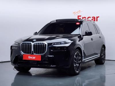 2025 BMW X7