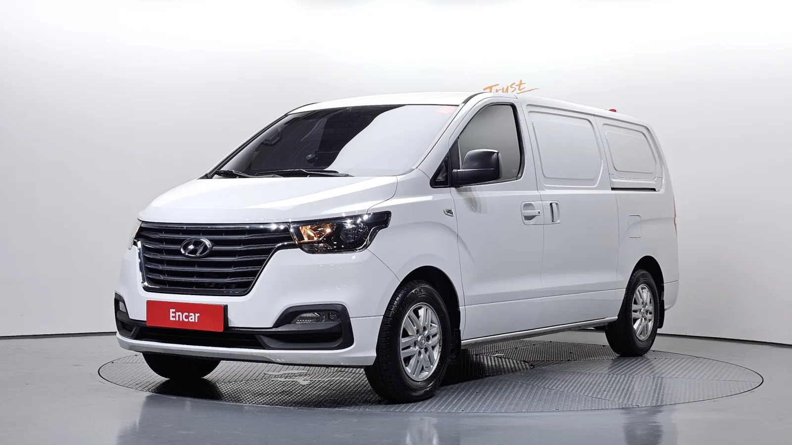 2019 Hyundai Starex