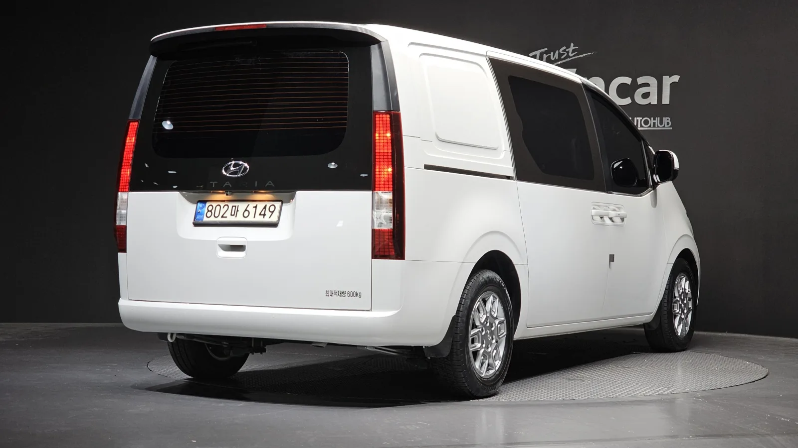 2022 Hyundai Staria