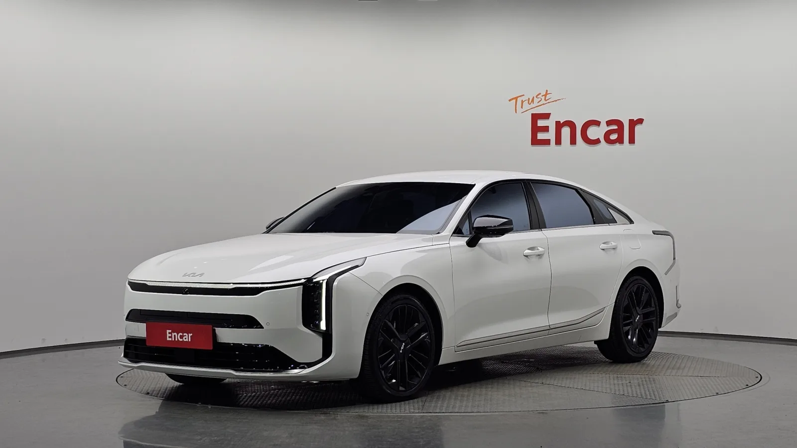 2025 Kia K8