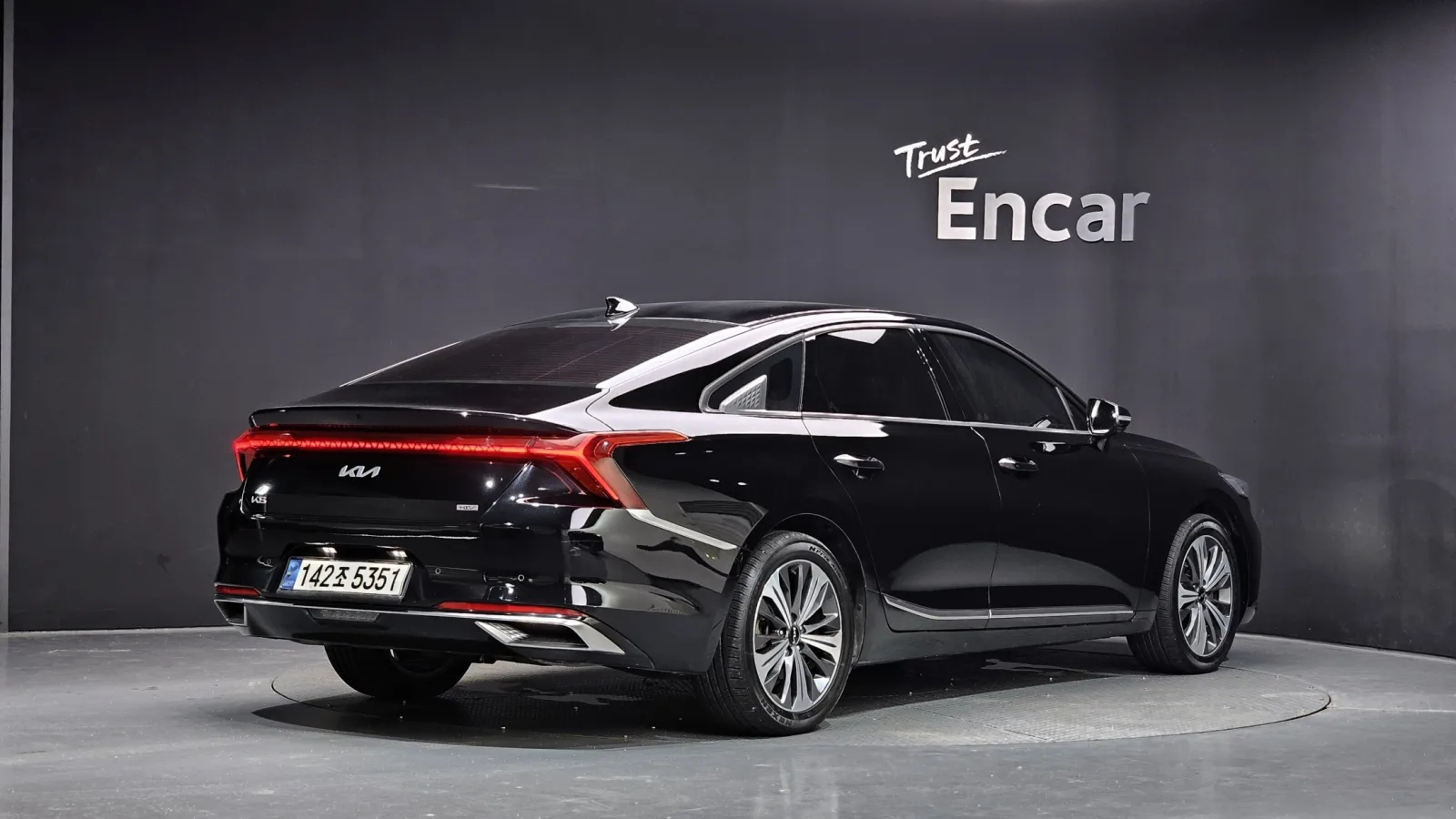 2022 Kia K8