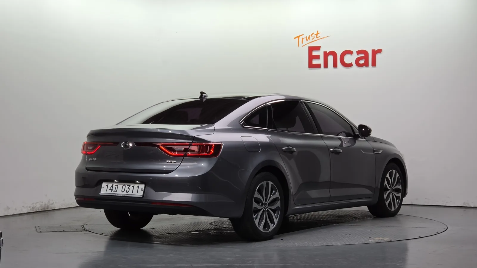 2016 Renault Korea SM6