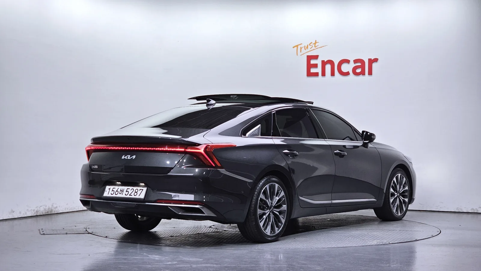 2023 Kia K8