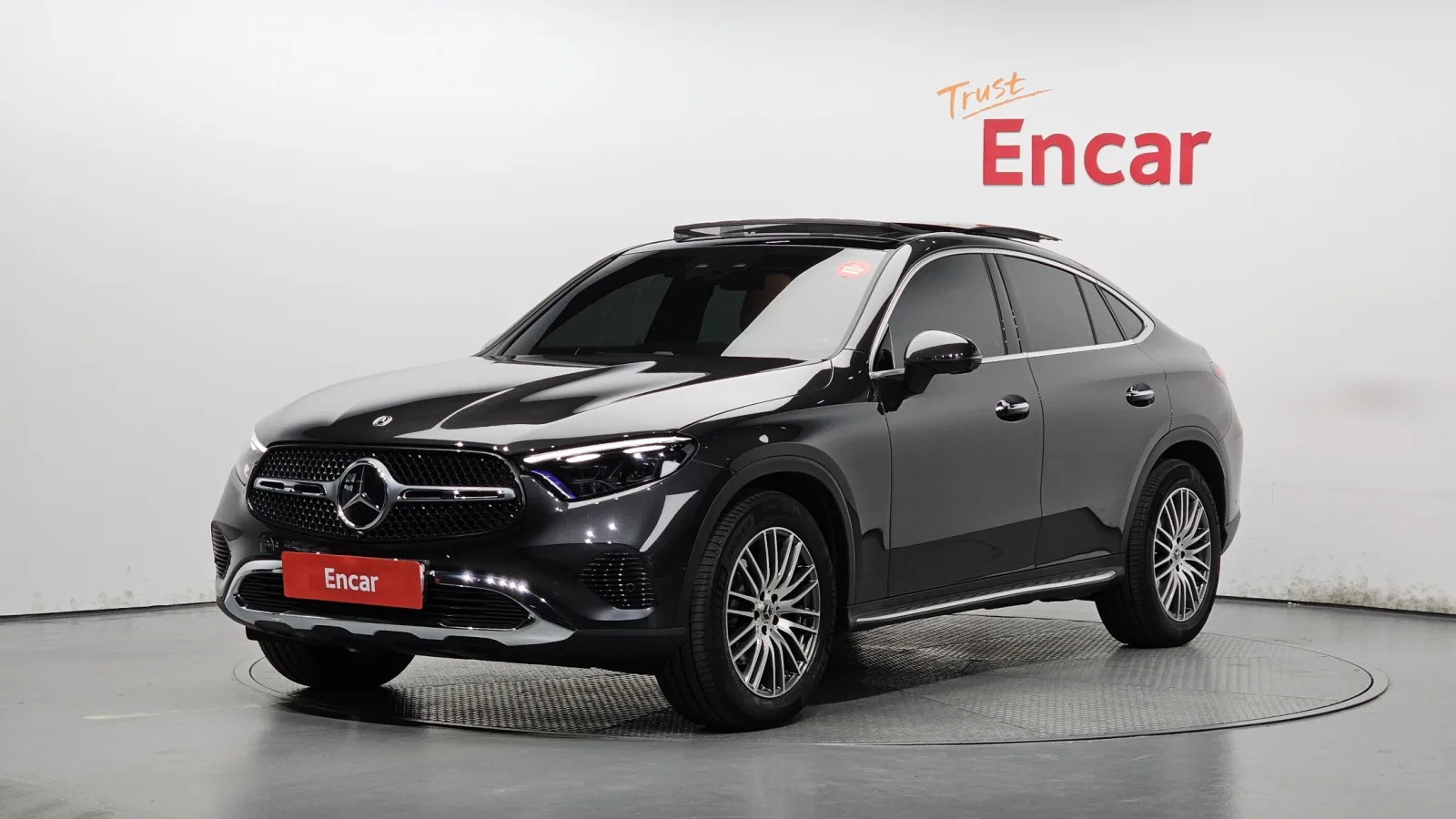 2025 Mercedes-Benz GLC-Class