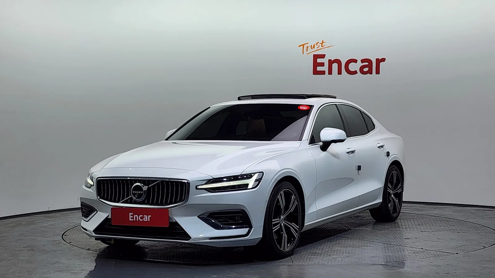 2022 Volvo S60