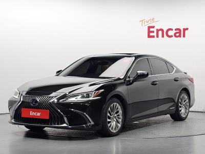 2019 Lexus ES