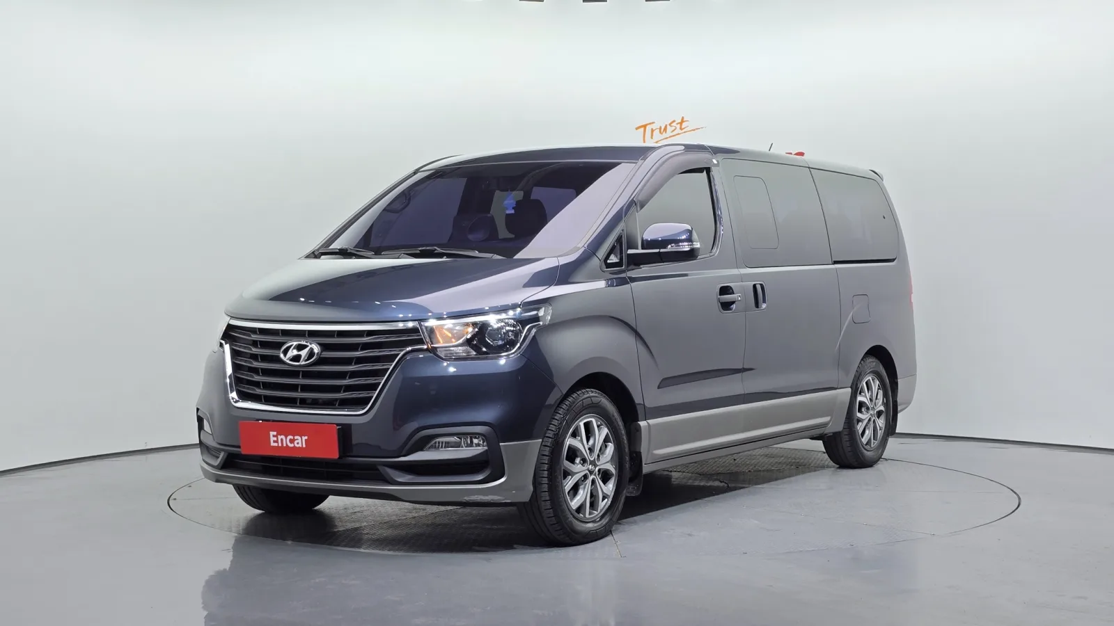 2018 Hyundai Starex