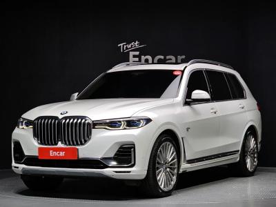 2021 BMW X7