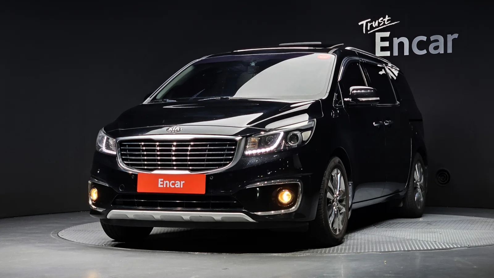 2016 Kia Carnival