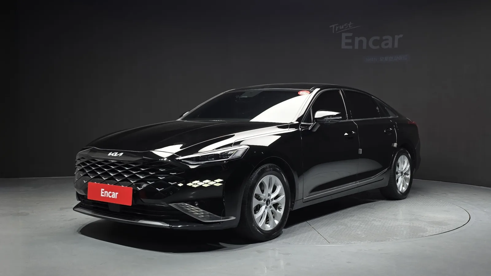 2022 Kia K8