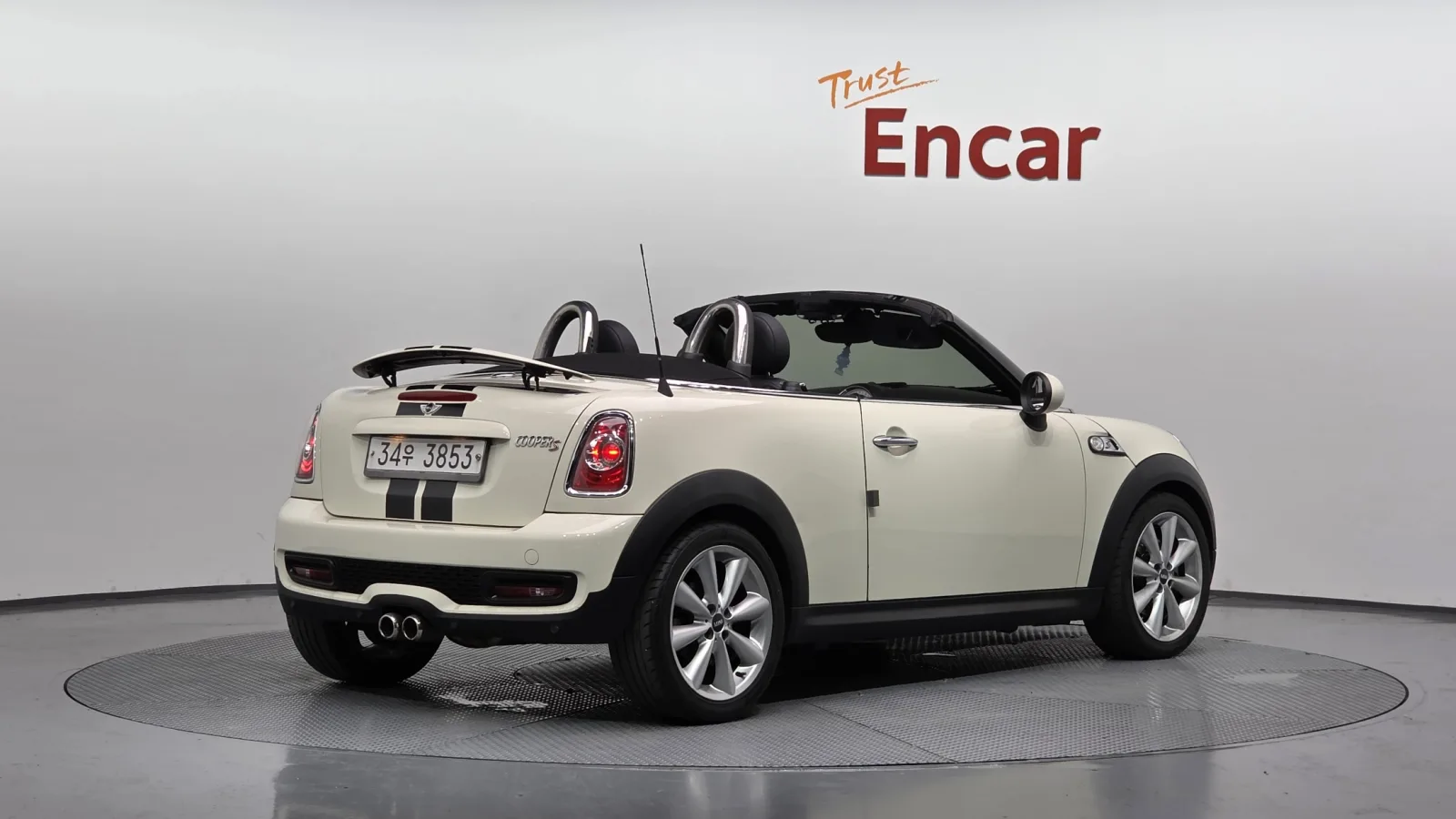2014 MINI Roadster