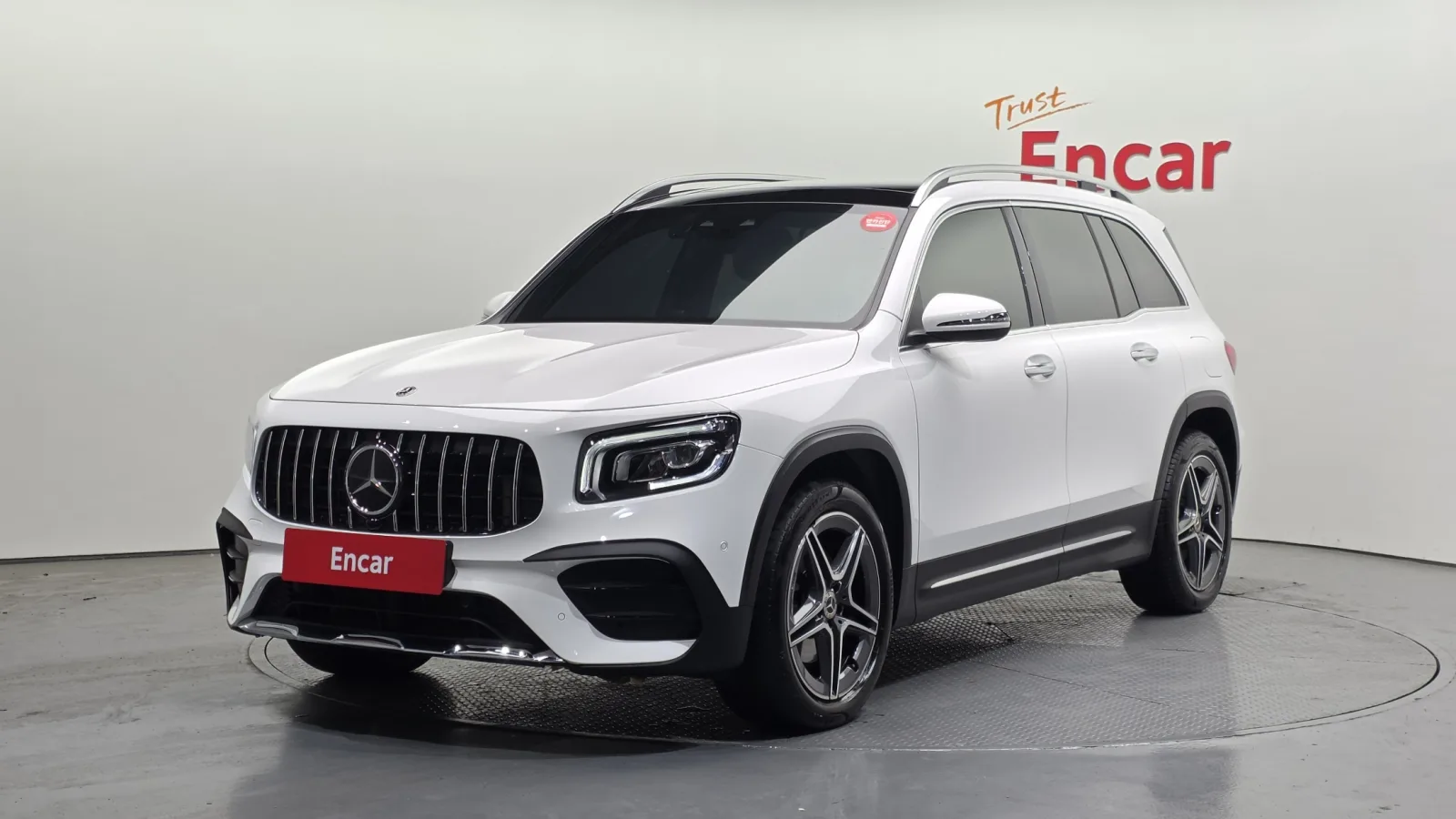 2023 Mercedes-Benz GLB-Class