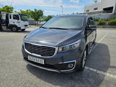 2016 Kia Carnival