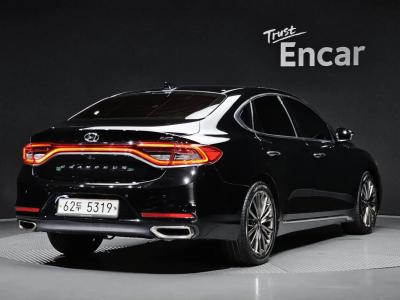 2018 Hyundai Grandeur