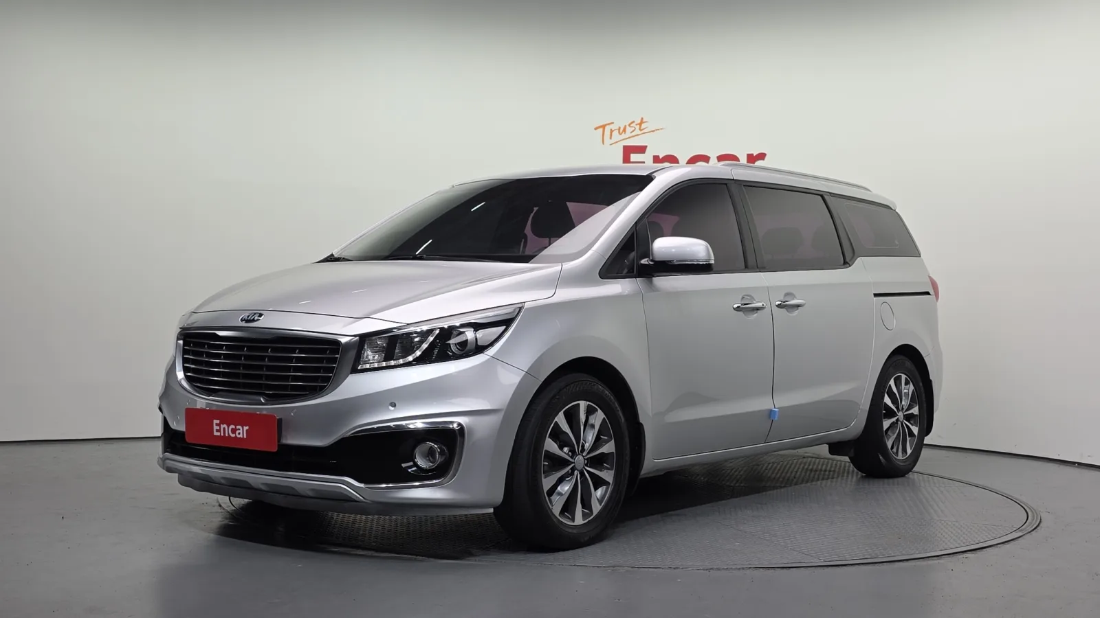 2016 Kia Carnival