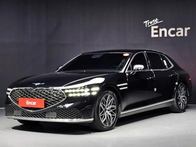 2023 Genesis G90