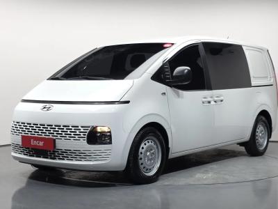 2022 Hyundai Staria