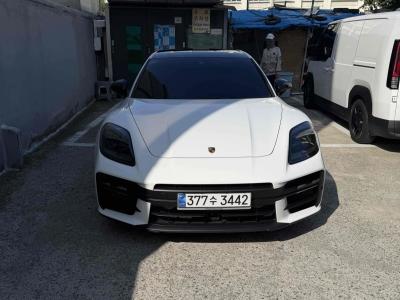 2025 Porsche Panamera