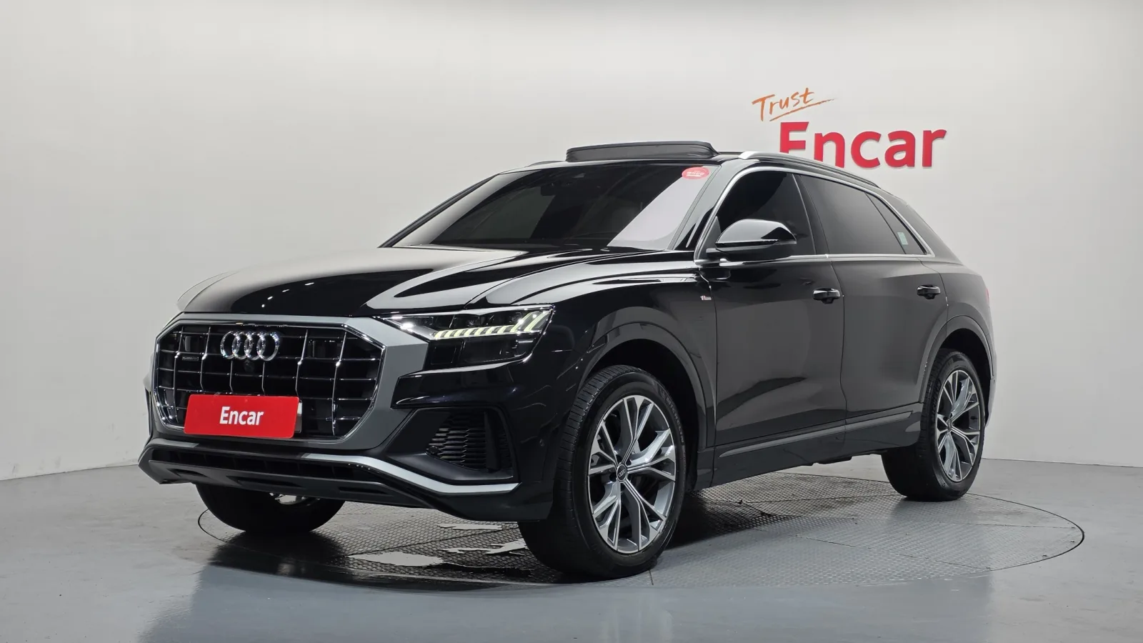 2021 Audi Q8