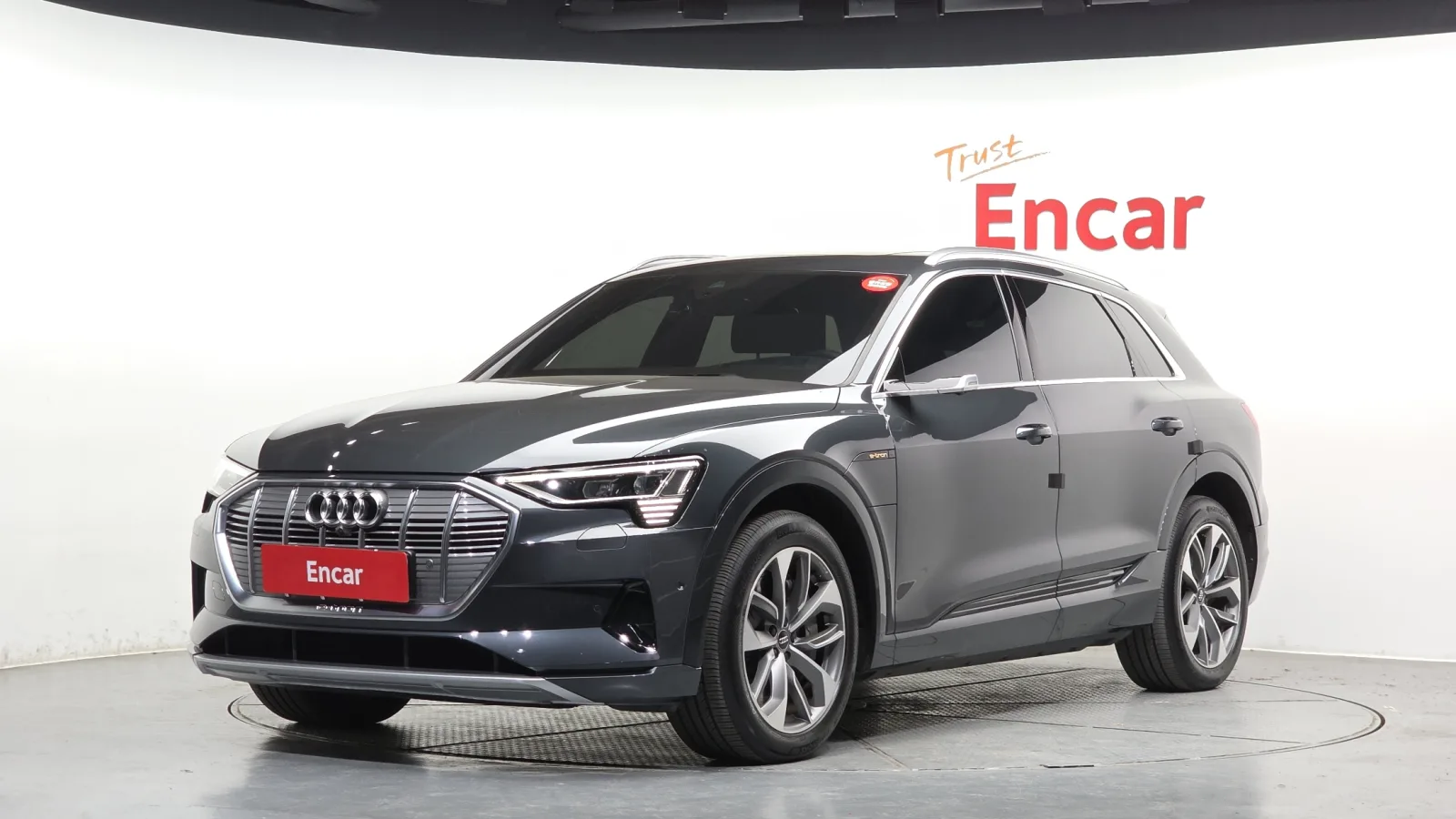 2020 Audi e-tron