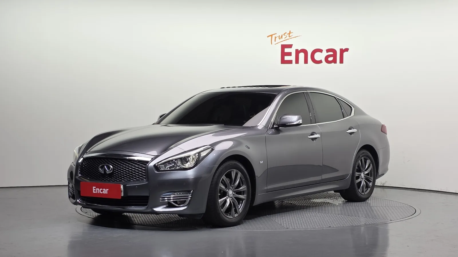 2016 Infiniti Q70