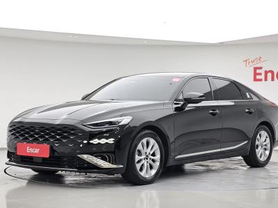 2022 Kia K8
