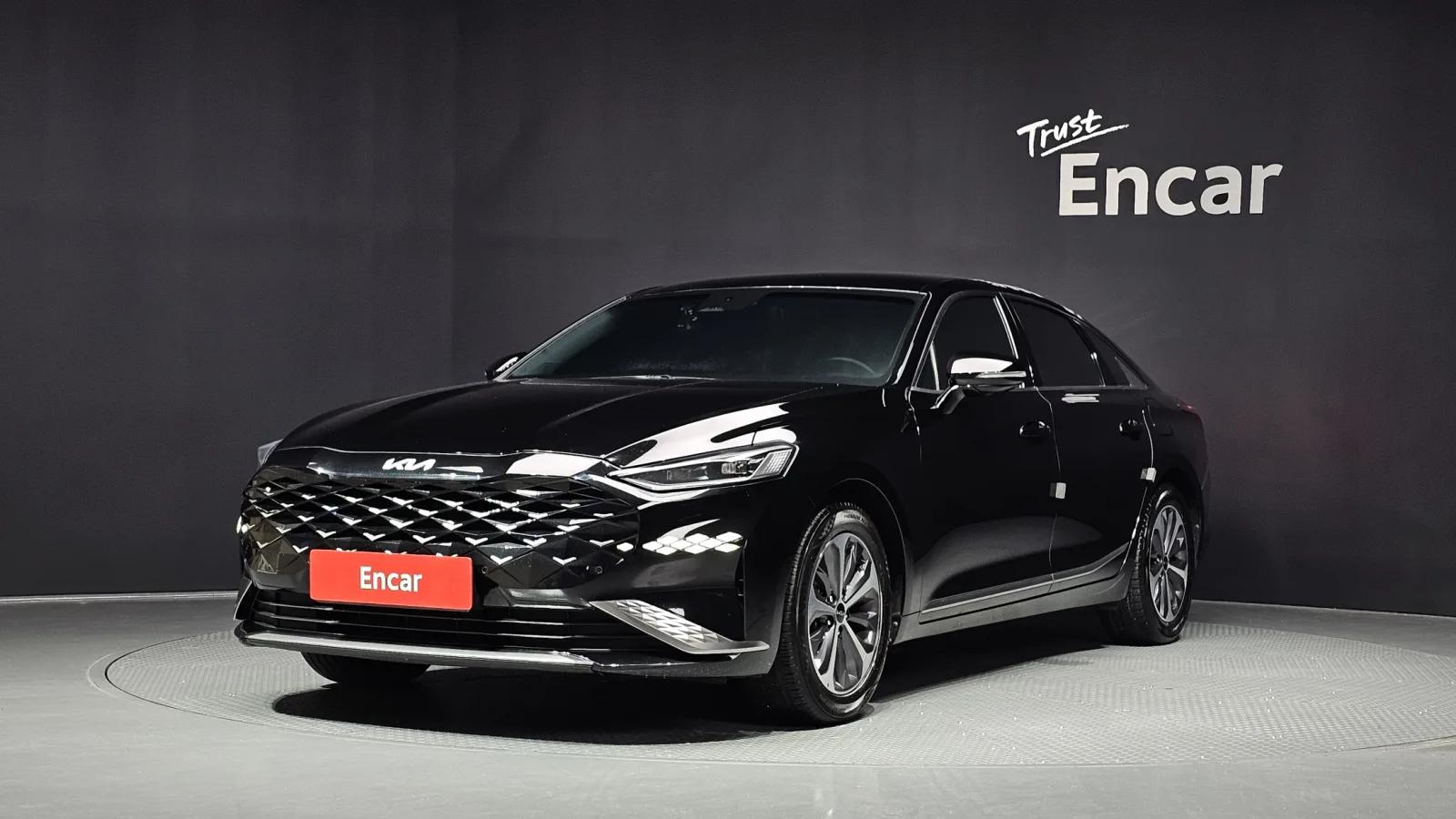 2023 Kia K8