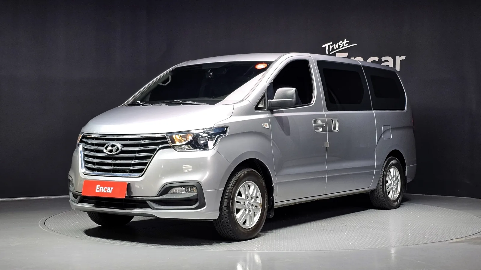 2019 Hyundai Starex