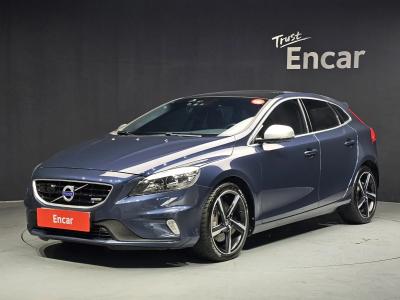 2015 Volvo V40