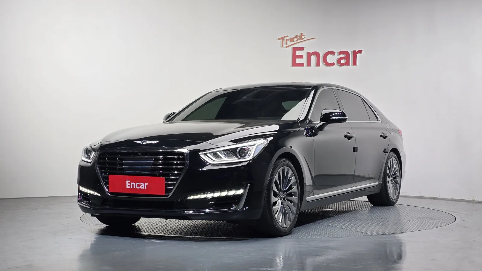 2016 Genesis EQ900