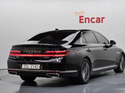2019 Genesis G90