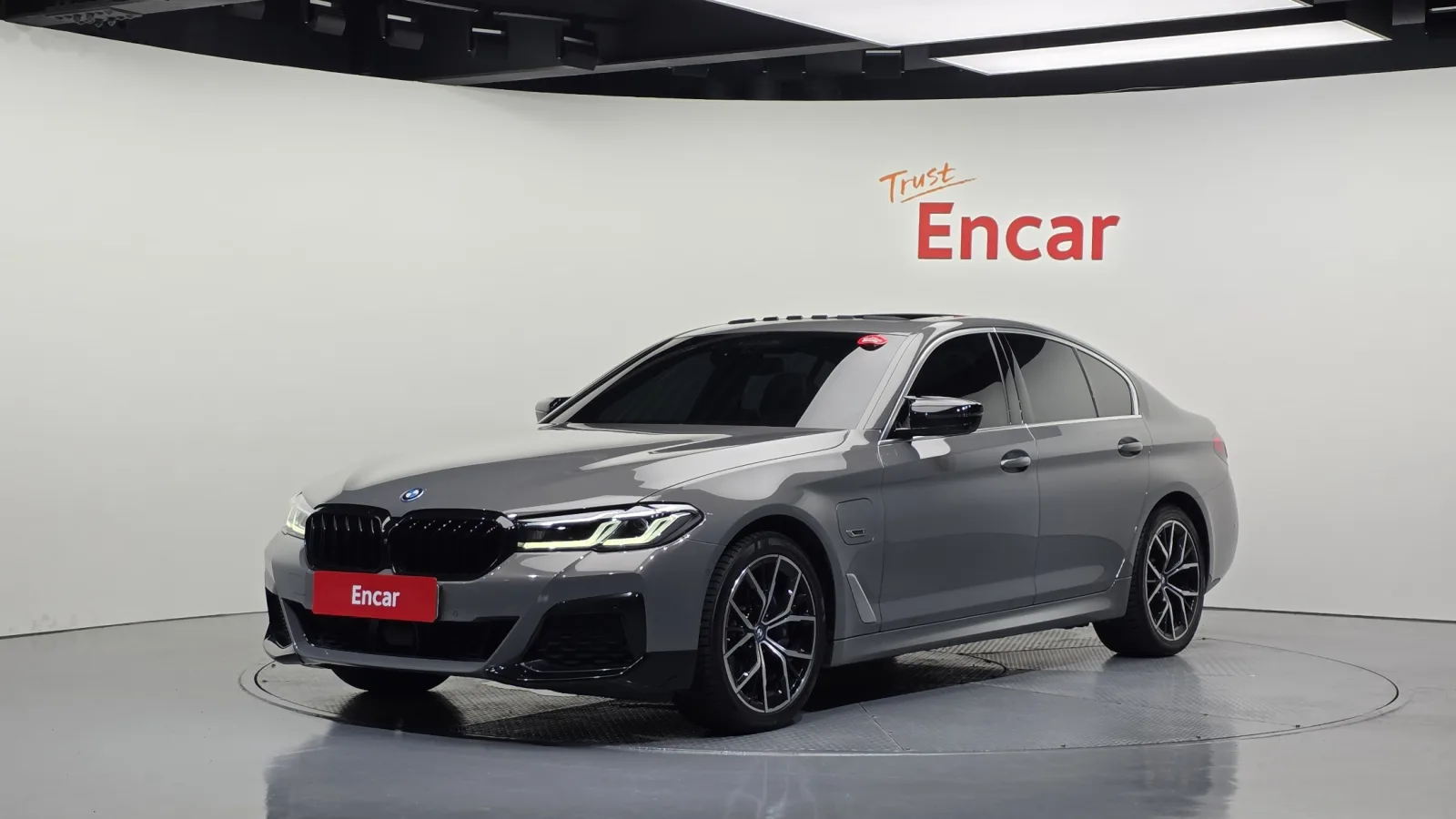 2022 BMW 5-Series