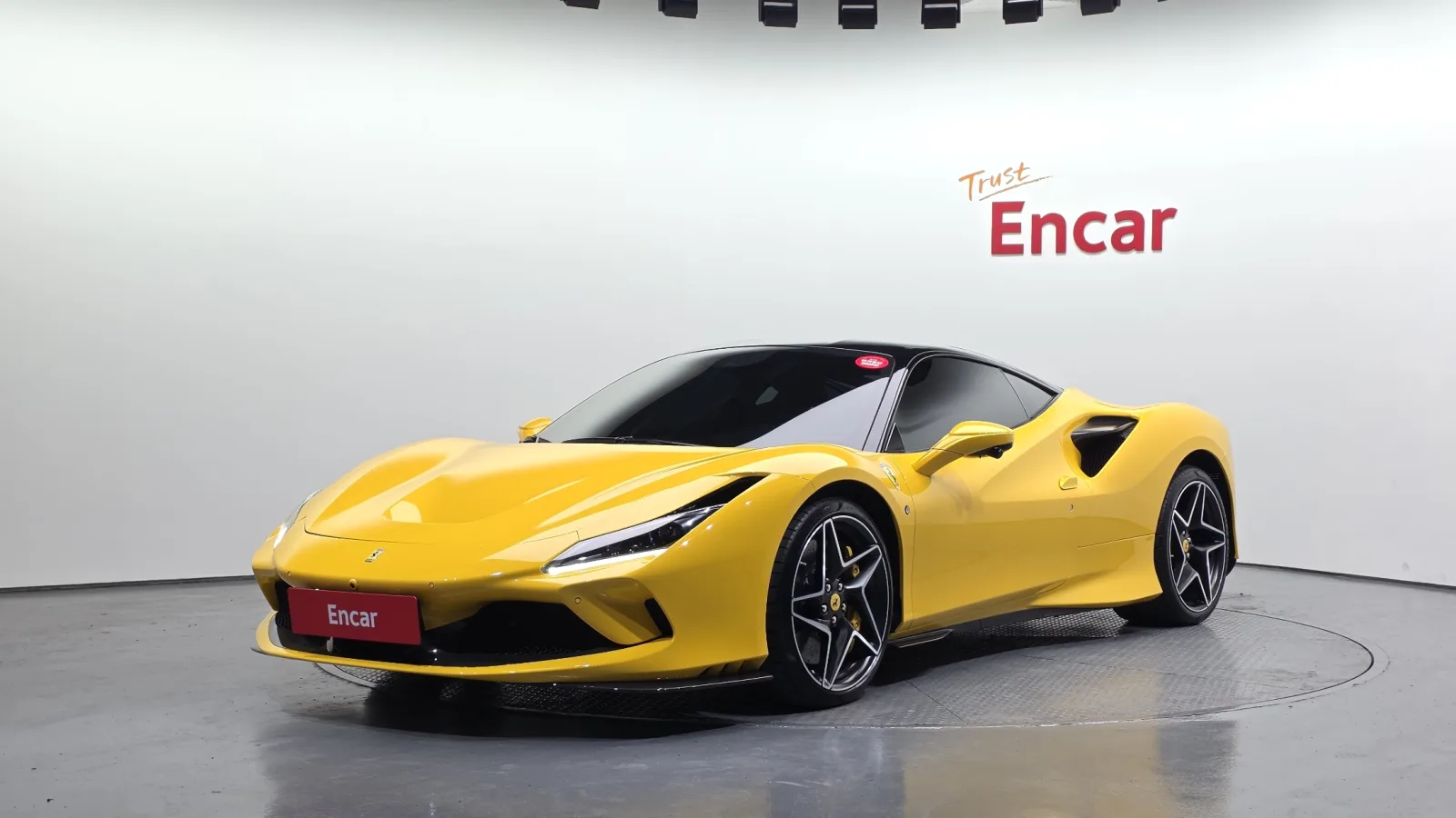 2020 Ferrari F8