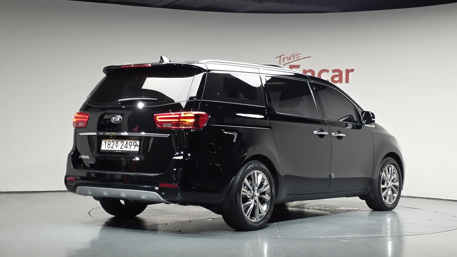 2020 Kia Carnival