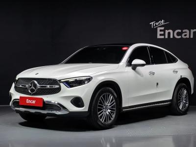 2025 Mercedes-Benz GLC-Class