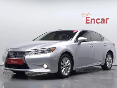 2013 Lexus ES