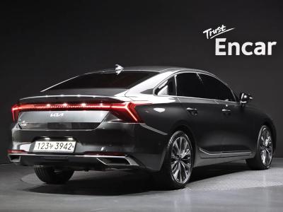 2023 Kia K8