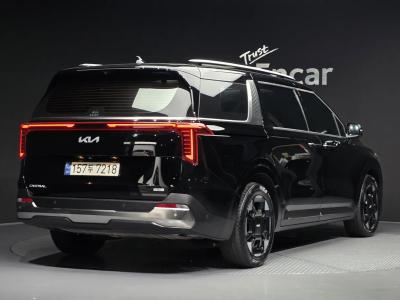 2025 Kia Carnival