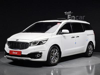 2015 Kia Carnival