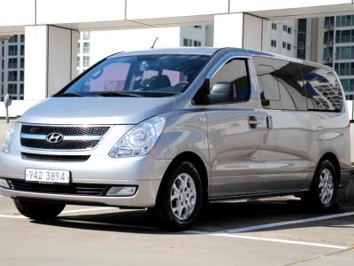 2013 Hyundai Starex