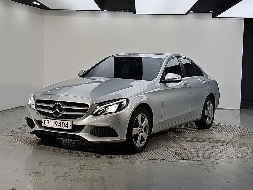 2017 Mercedes-Benz C-Class