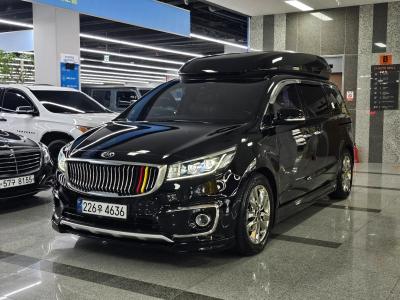 2016 Kia Carnival