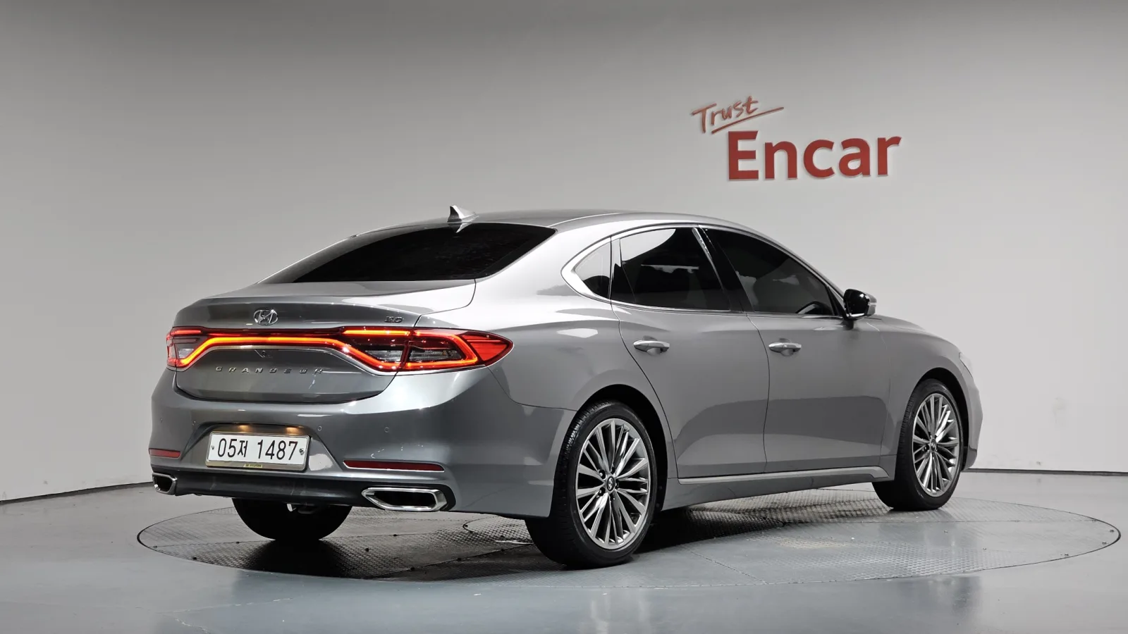2018 Hyundai Grandeur