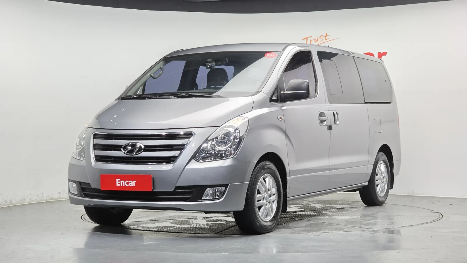 2017 Hyundai Starex